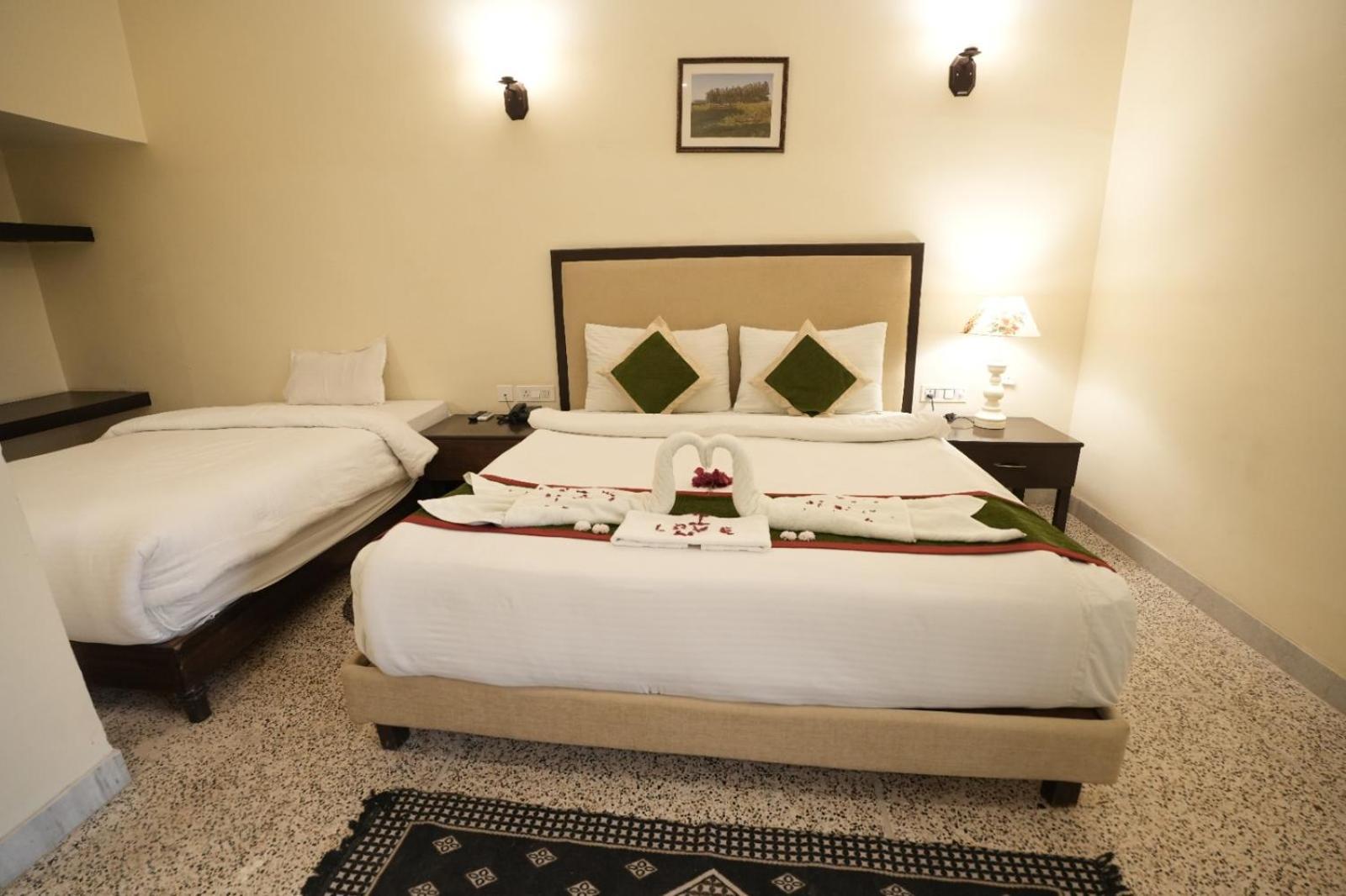 Gautam Hotels & Resorts Khajurāho Exterior foto