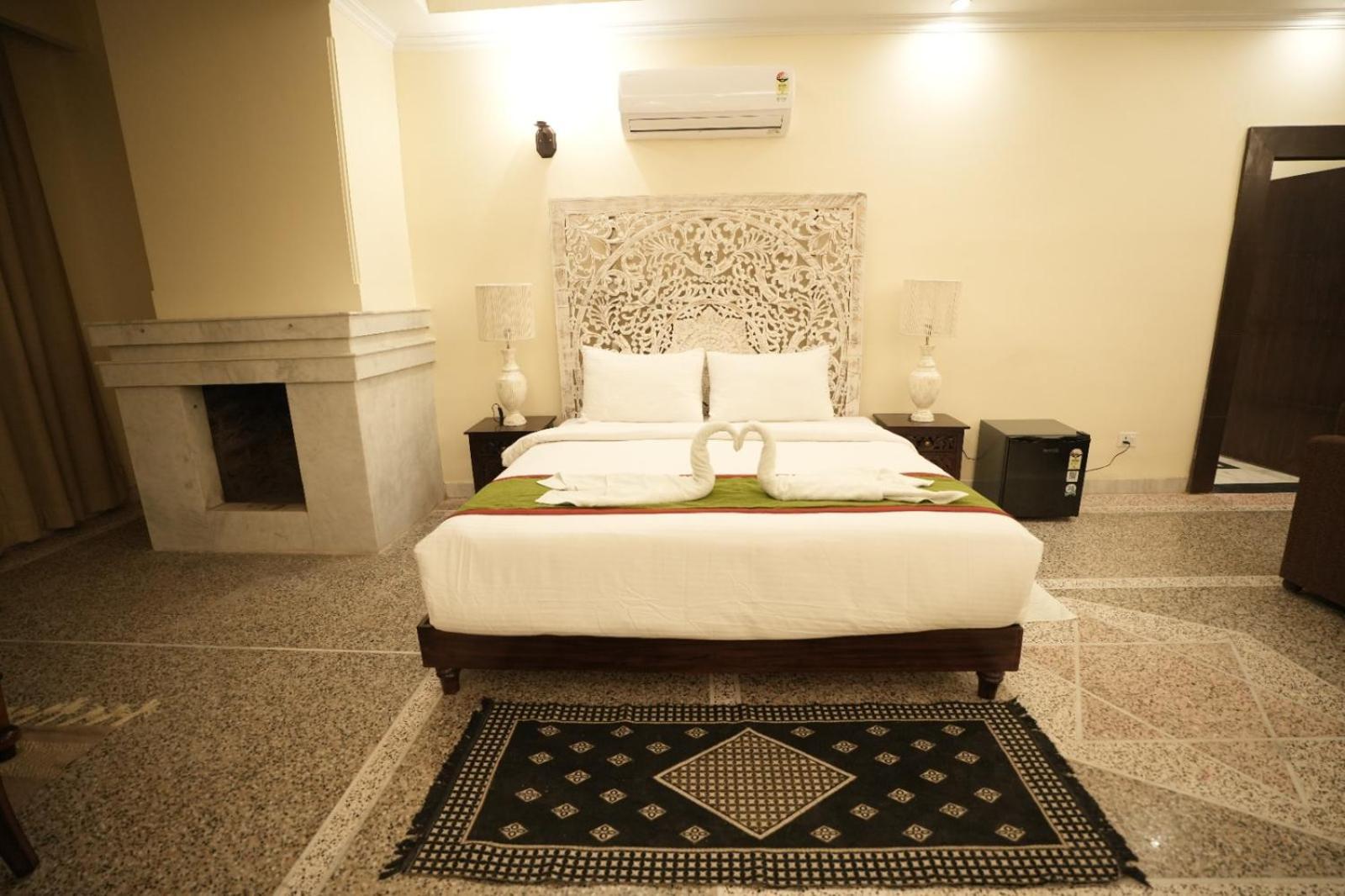 Gautam Hotels & Resorts Khajurāho Exterior foto