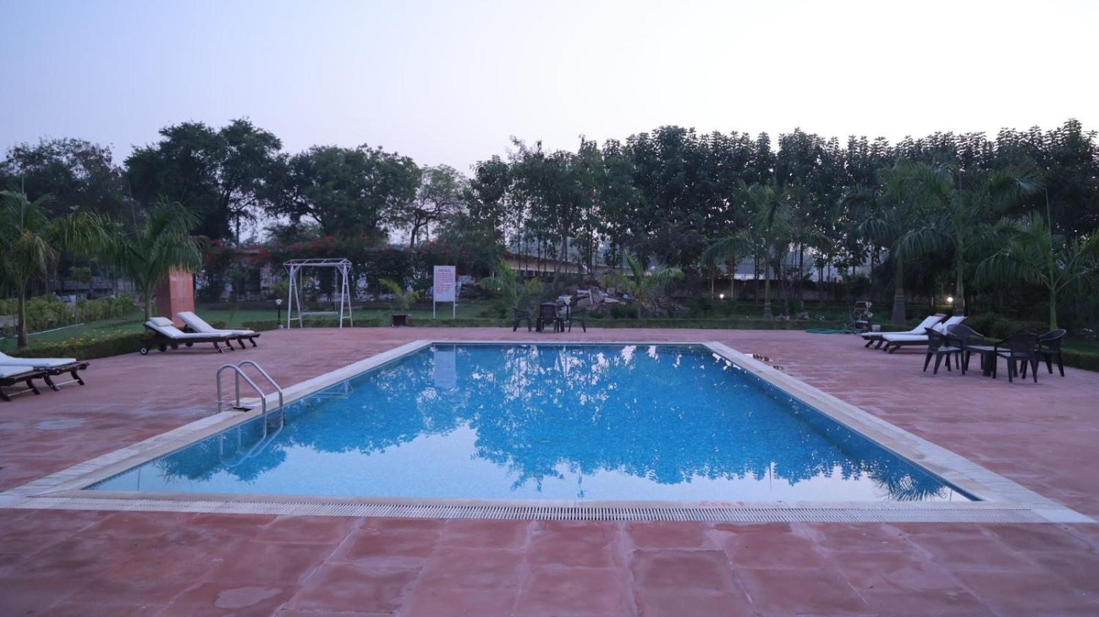Gautam Hotels & Resorts Khajurāho Exterior foto